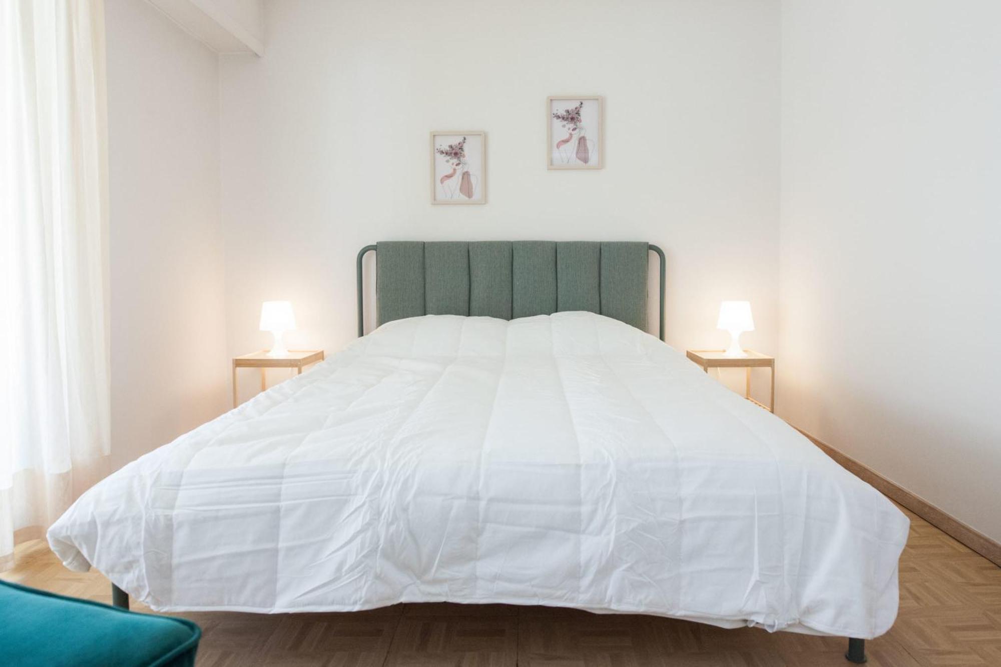 Modern 1 Bd Balcony Near Metro In Kato Patisia Apartament
